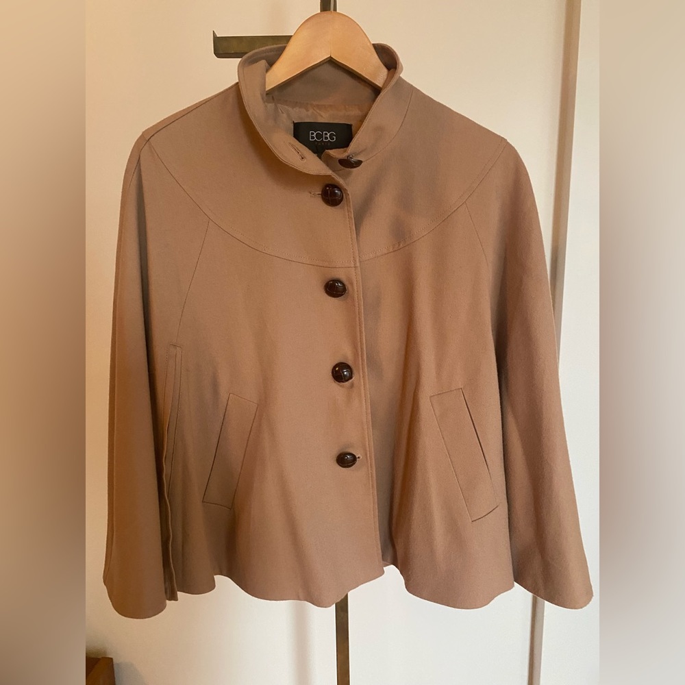 NWOT: BCBG Paris Cape Coat
